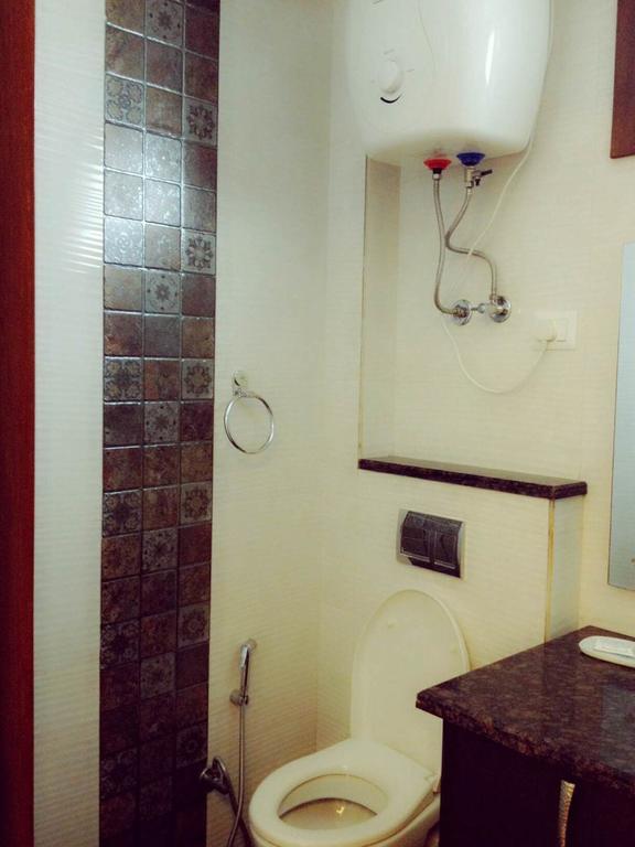 Woodpecker Service Apartments - Green Park New Delhi Chambre photo