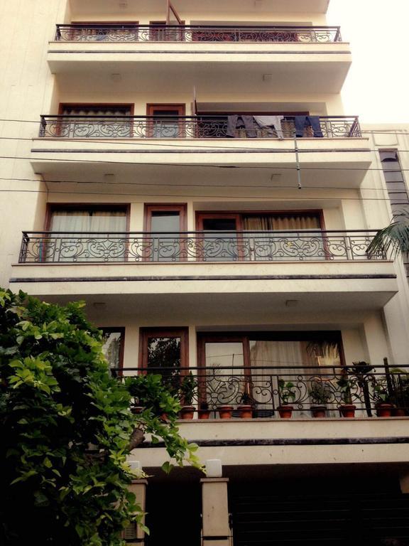 Woodpecker Service Apartments - Green Park New Delhi Chambre photo