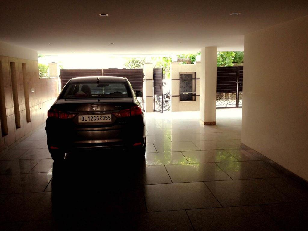 Woodpecker Service Apartments - Green Park New Delhi Chambre photo